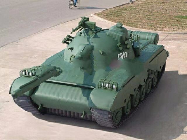 湛江军用充气坦克车